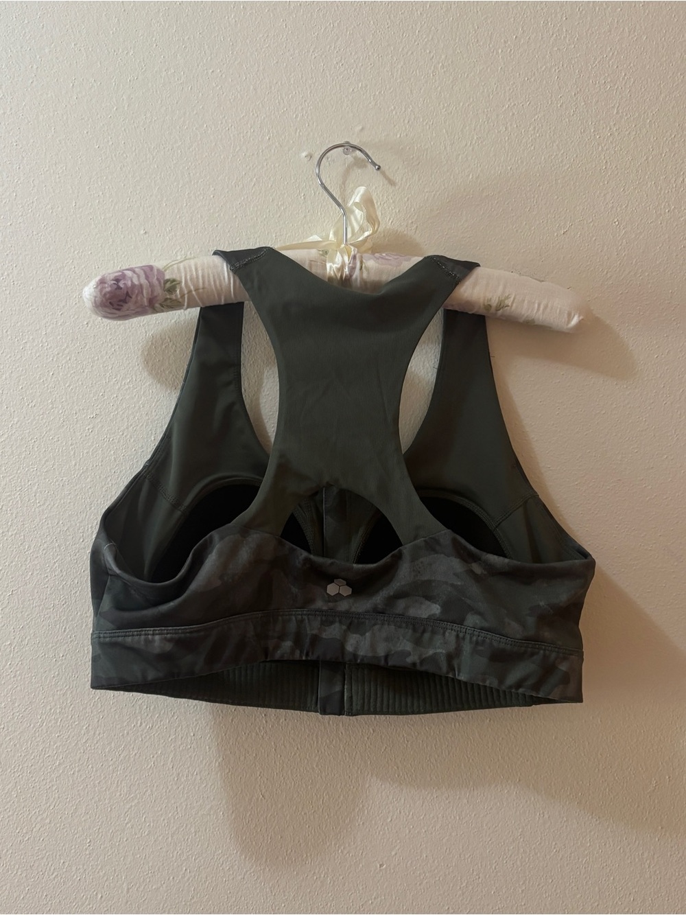TEK GEAR Camo Front Zip Sports Bra - Picture 2 of 9